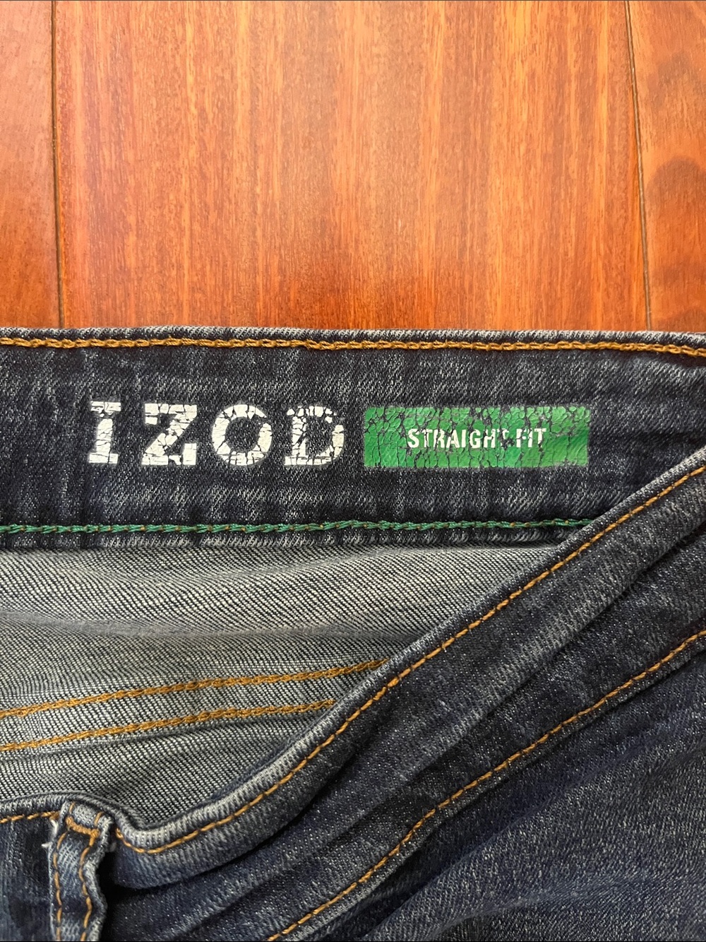 Izod Straight Fit Men's Jeans in Dark Blue - 34x32 - Picture 2 of 4
